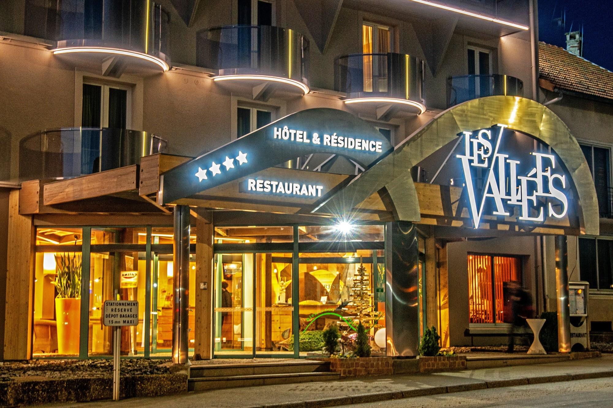 Hotel Les Vallees Labellemontagne La Bresse Exteriör bild